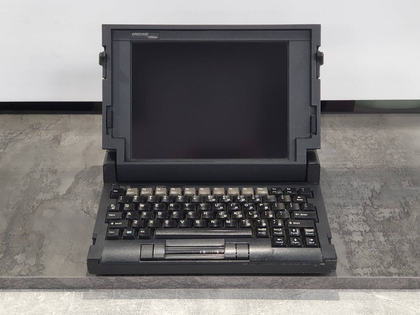 GRiD Case 1550SX