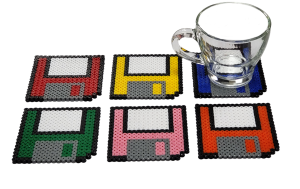 Σουβέρ δισκέτες χειροποίητες pixel art (σετ των 6)